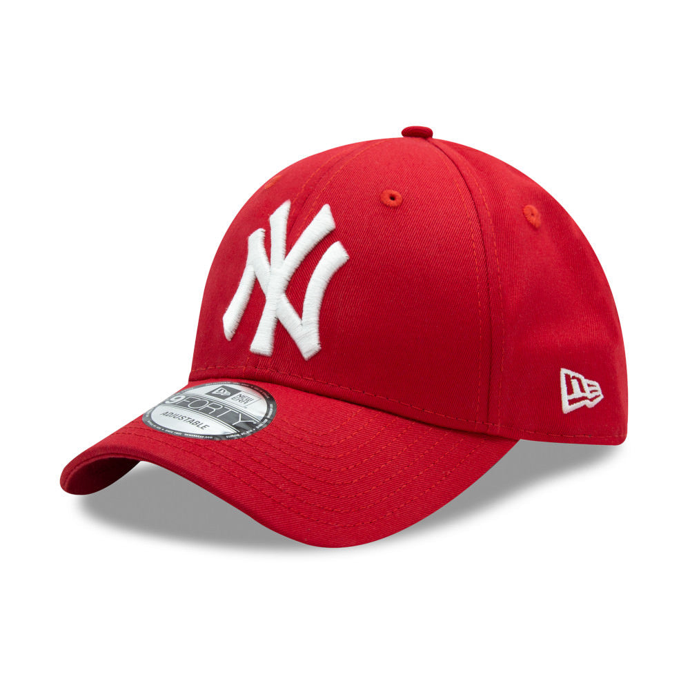 New York Yankees Scarlet Red Essential 9Forty Adjustable Cap