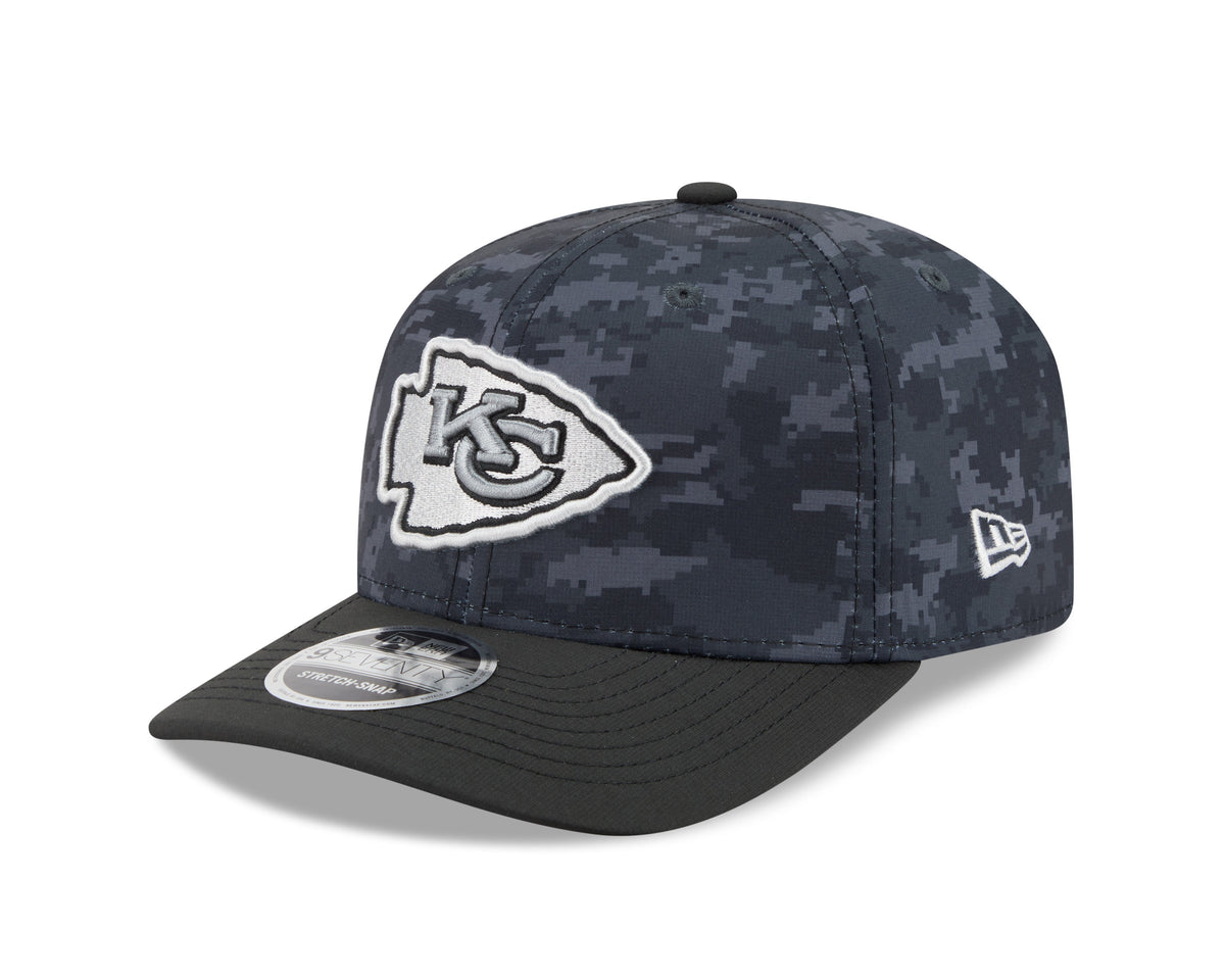 Kansas City Chiefs 2026 Salute to Service 9Seventy Adjustable Cap